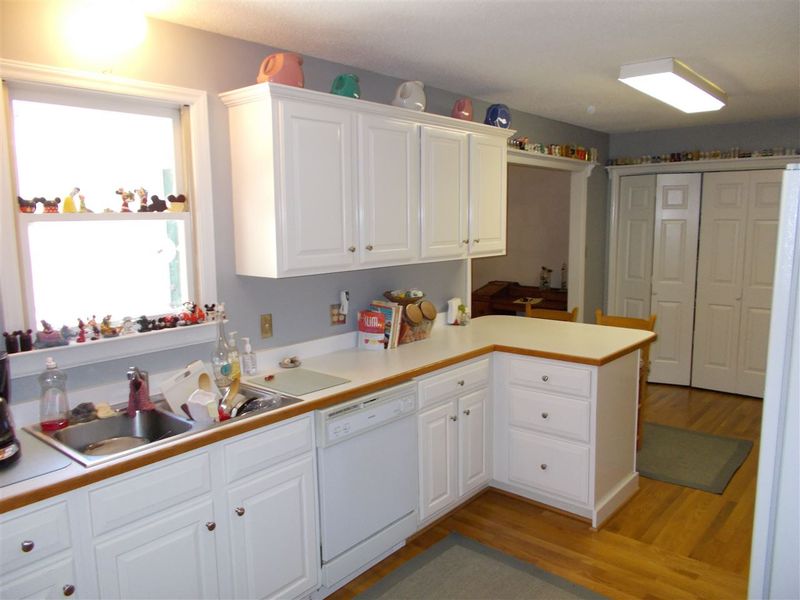 120 W Olive Rd, Clayton, NC 27520