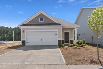 120 Oyster Tabby Dr, Lillington, NC 27546