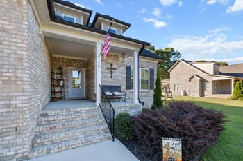 120 Parker St, Four Oaks, NC 27524