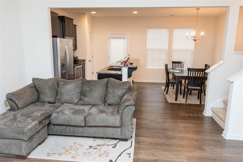 120 Phantom Ln, Durham, NC 27703