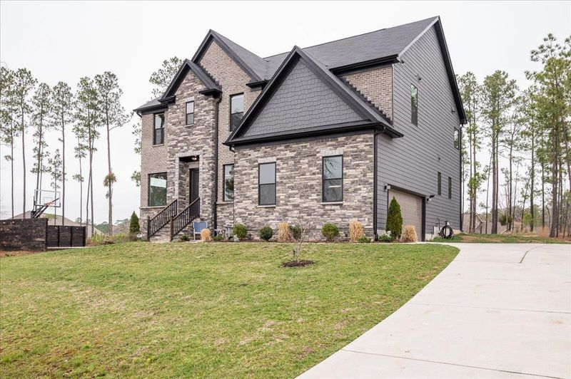 120 Pittard Sears Rd, Cary, NC 27519