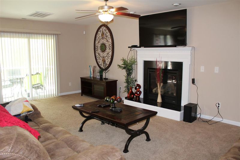 120 Plainview Pointe Dr, Angier, NC 27501