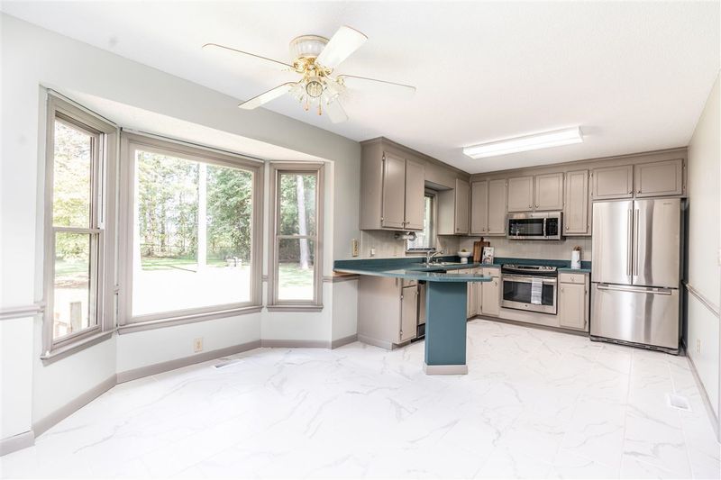 120 Plantation Rd, Clayton, NC 27570