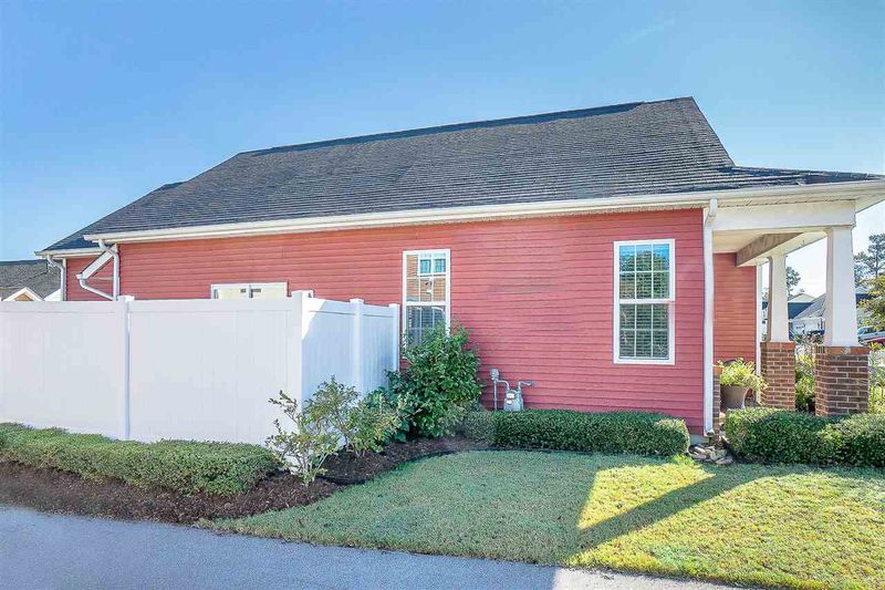 120 Plott Hound Dr, Clayton, NC 27520