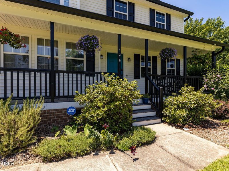 120 Pocahontas Trl, Clayton, NC 27527
