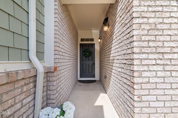 120 Point Comfort Ln, Cary, NC 27519