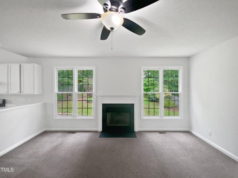 120 Point Harbor Dr, Cary, NC 27519