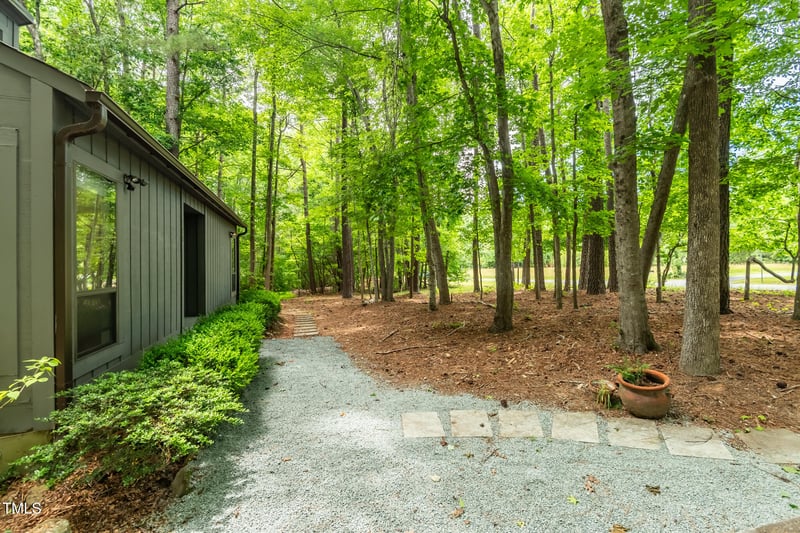 120 Polks Landing Rd, Chapel Hill, NC 27516