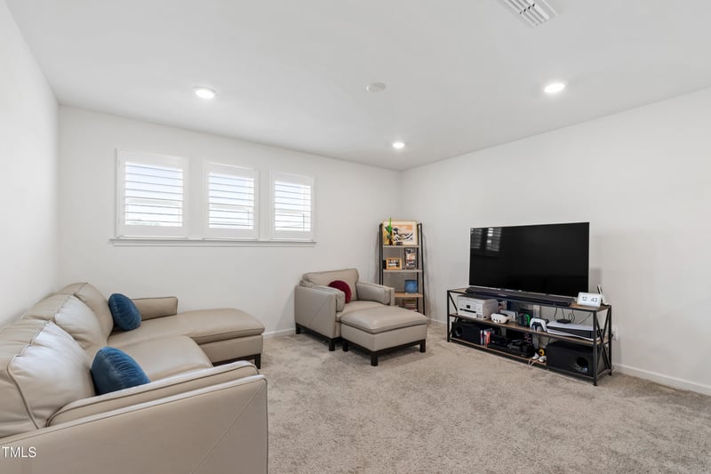 120 Purple Aster St, Youngsville, NC 27596