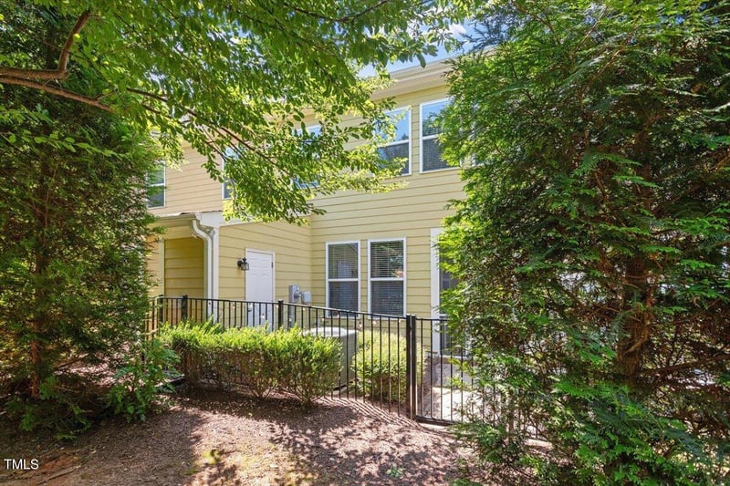 120 Ransomwood Dr, Apex, NC 27539