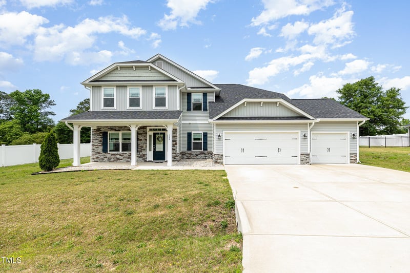 120 Red Hawk Pl, Smithfield, NC 27577