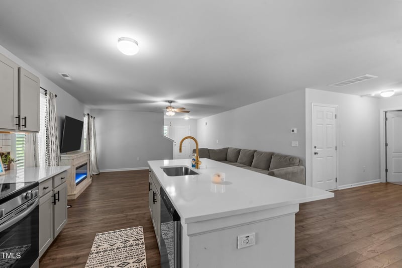 120 Rocking Horse Ln, Sanford, NC 27332