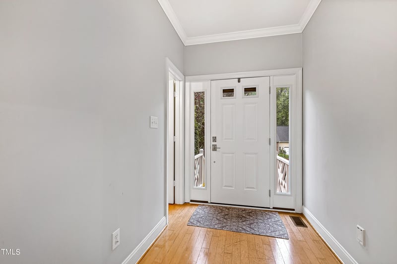 120 Rosewall Ln, Cary, NC 27511