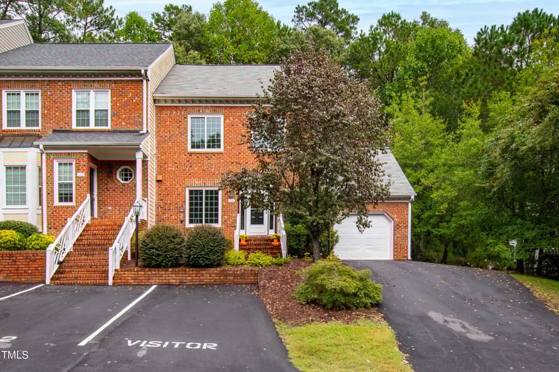 120 Rosewall Ln, Cary, NC 27511
