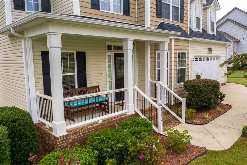120 Scarlet Oak Rn, Clayton, NC 27520