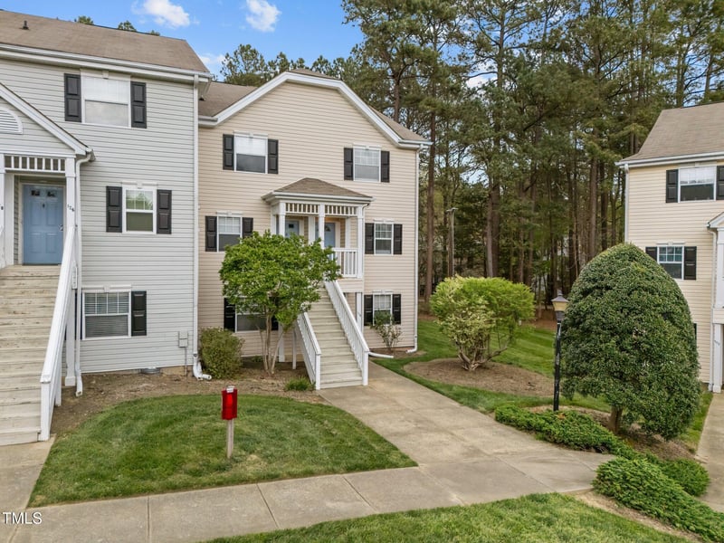 120 Schultz St, Chapel Hill, NC 27514
