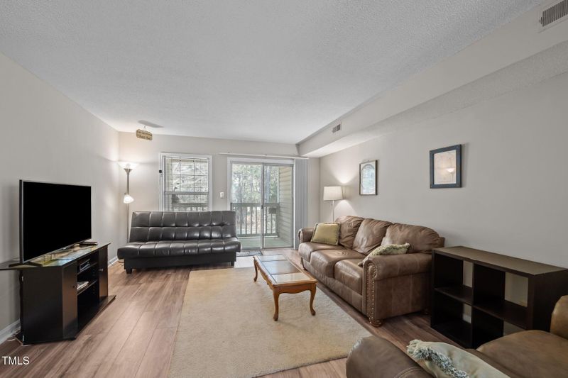120 Schultz St, Chapel Hill, NC 27514