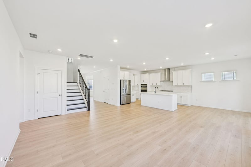 120 Seagraves Creek Ln, Holly Springs, NC 27540