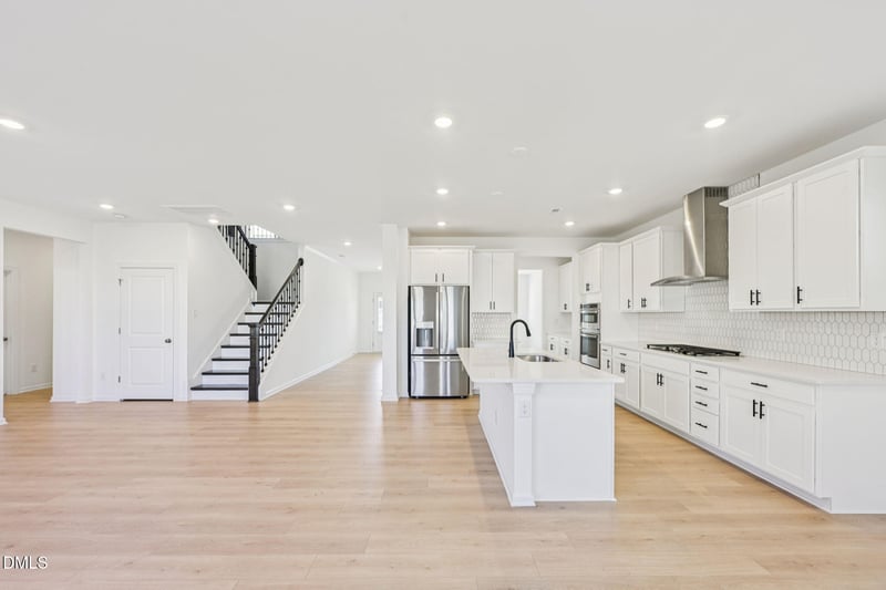 120 Seagraves Creek Ln, Holly Springs, NC 27540