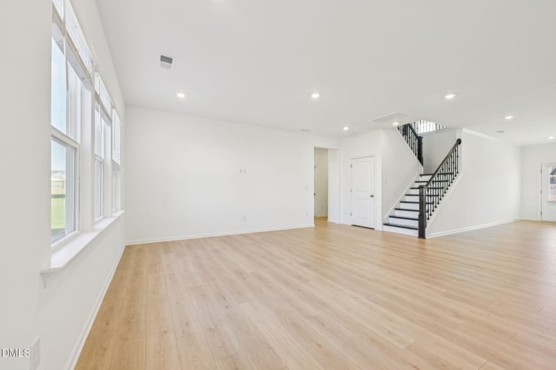 120 Seagraves Creek Ln, Holly Springs, NC 27540