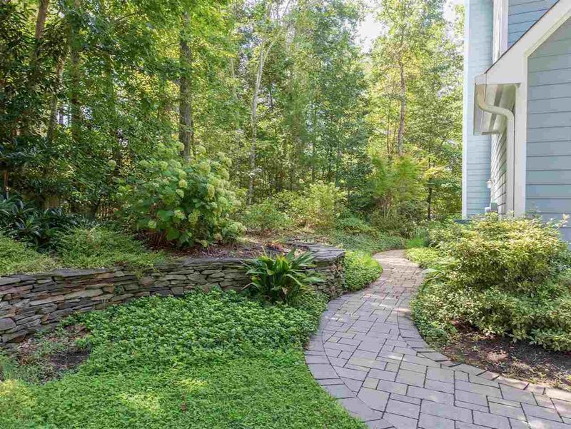 120 Settlers Mill Ln, Durham, NC 27713