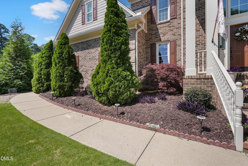 120 Seymour Creek Dr, Cary, NC 27519