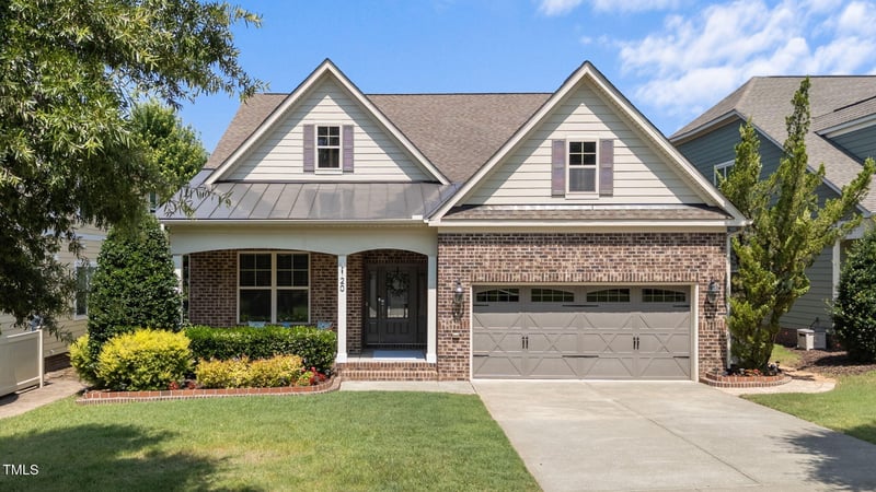 120 Silver Bluff St, Holly Springs, NC 27540