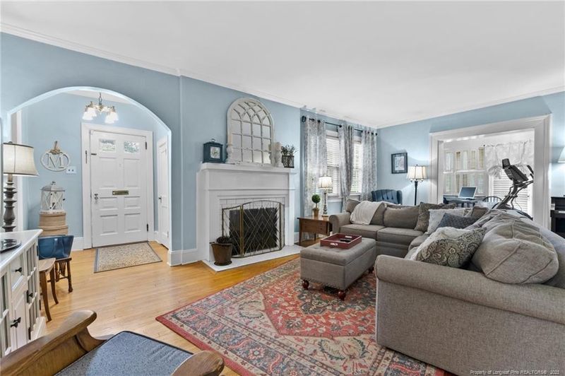 120 Sutton St, Fayetteville, NC 28305