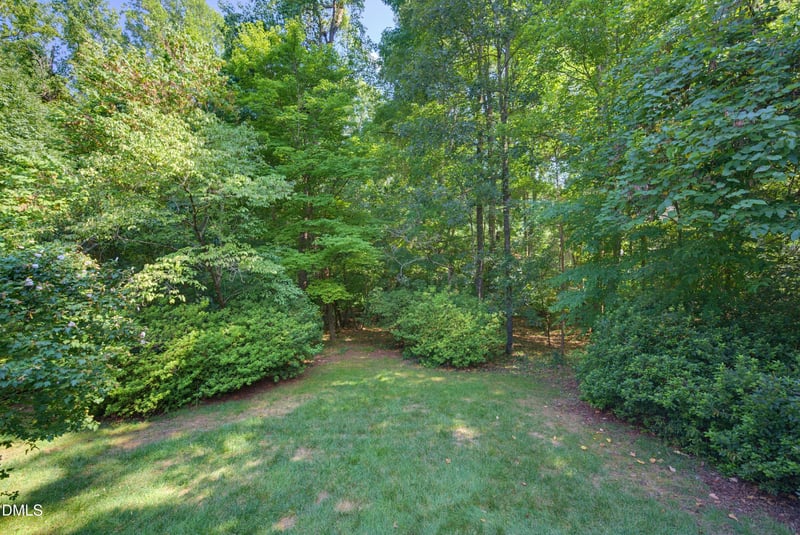 120 Vicksburg Dr, Cary, NC 27513