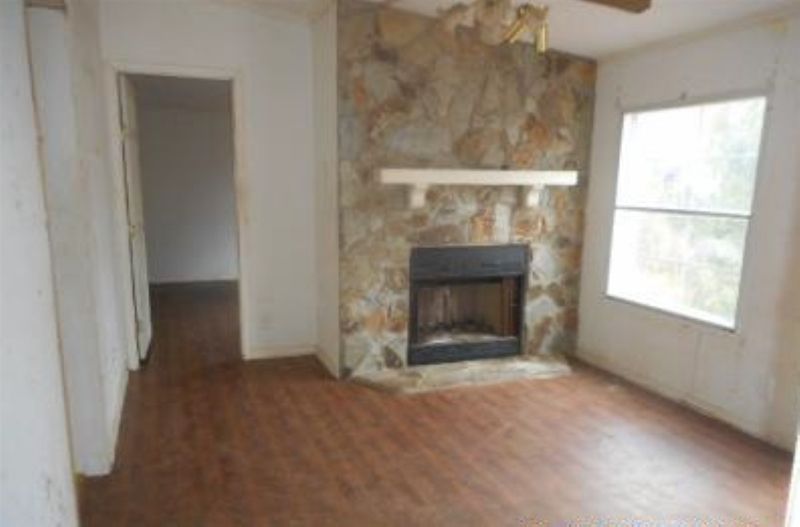 120 Whicker Dr, Hillsborough, NC 27278