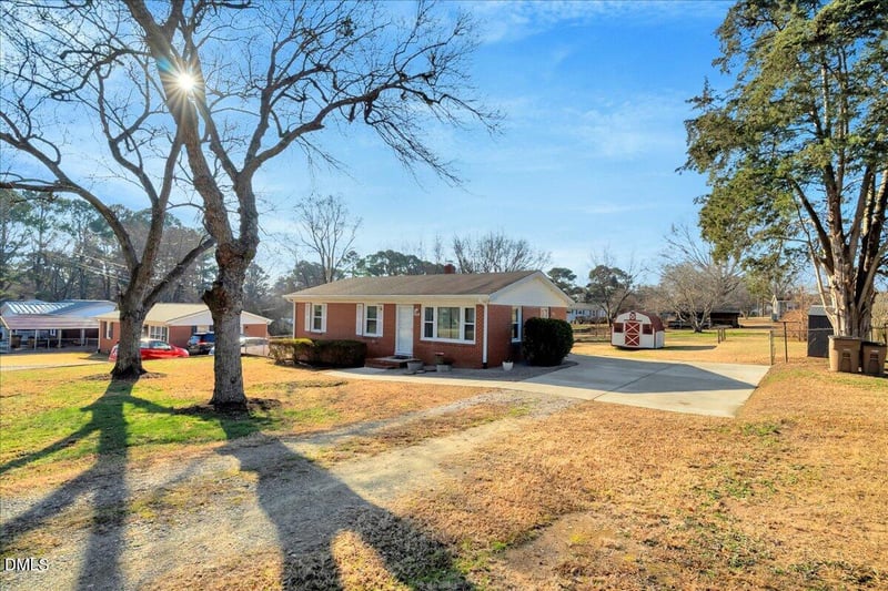 120 Windsor Dr, Wake Forest, NC 27587