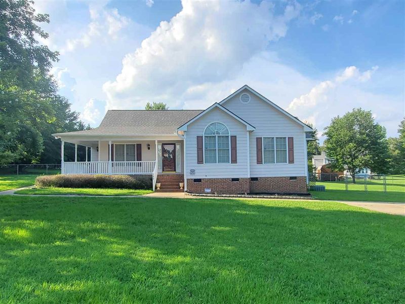120 Woodsorrell Ct, Garner, NC 27529