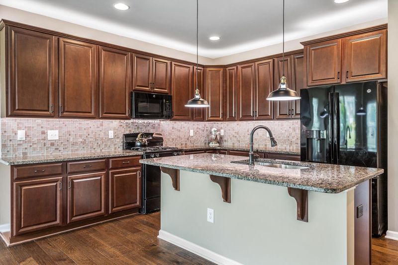 120 Writing Rock Pl, Apex, NC 27539