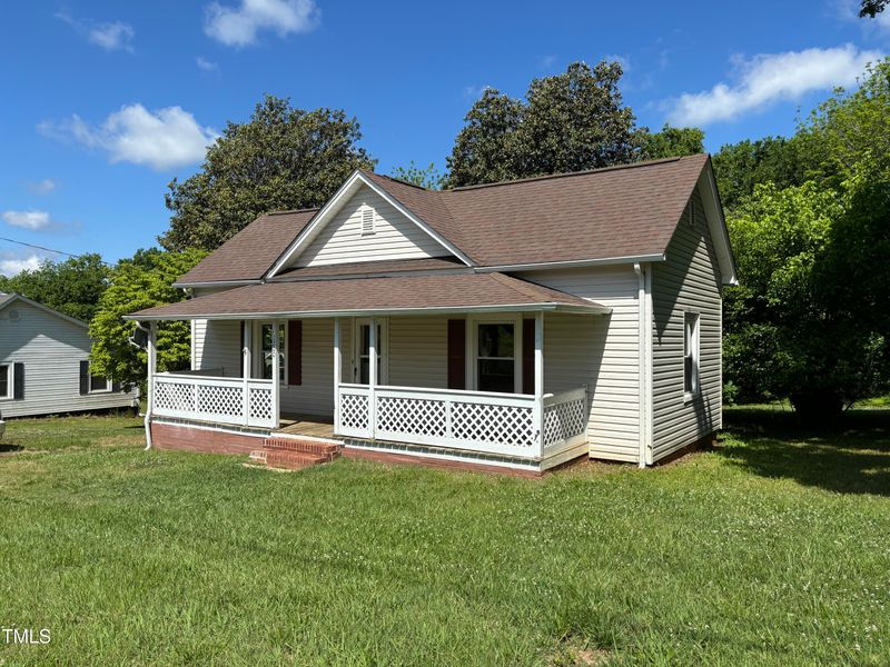 1200 Carolina St, Graham, NC 27253
