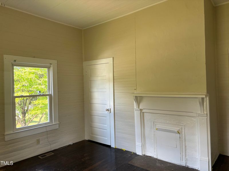 1200 Carolina St, Graham, NC 27253