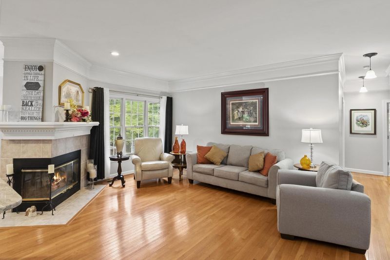 1200 Crown Vetch Rd, Raleigh, NC 27614