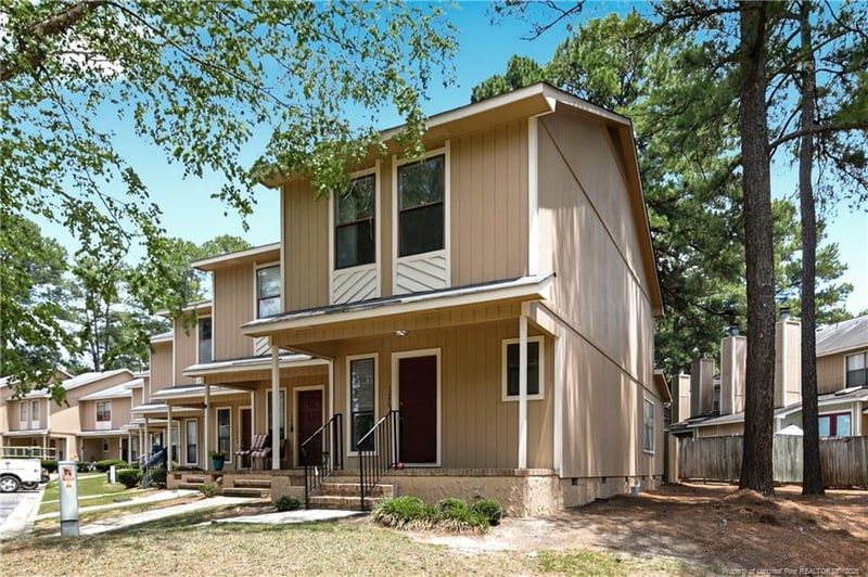 1200 Forest Dr, Fayetteville, NC 28303