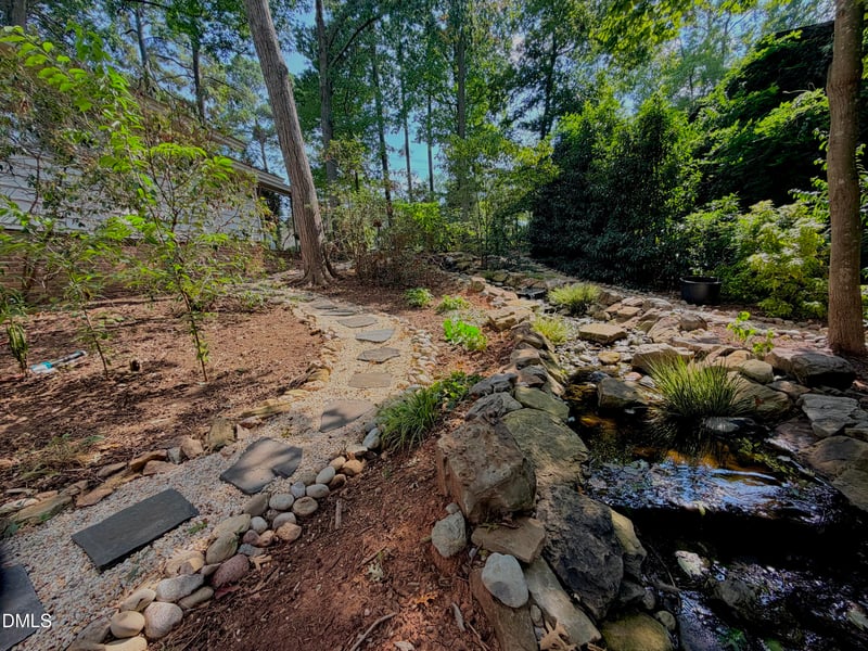 1200 Glen Eden Dr, Raleigh, NC 27612