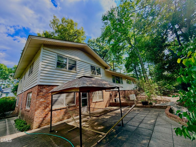 1200 Glen Eden Dr, Raleigh, NC 27612