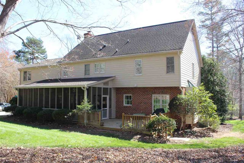 1200 Kinsdale Dr, Raleigh, NC 27615