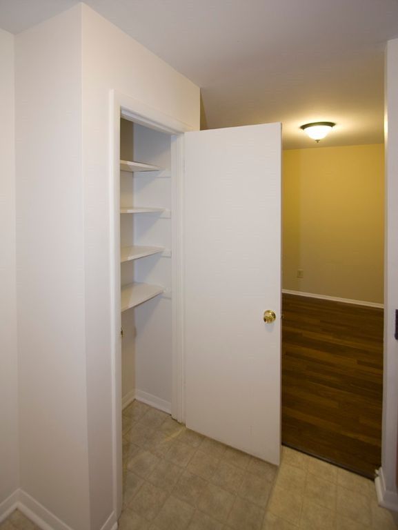 1200 Schaub Dr #B, Raleigh, NC 27606