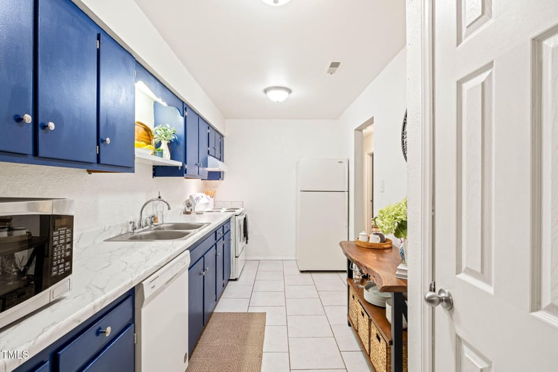 1200 Schaub Dr, Raleigh, NC 27606