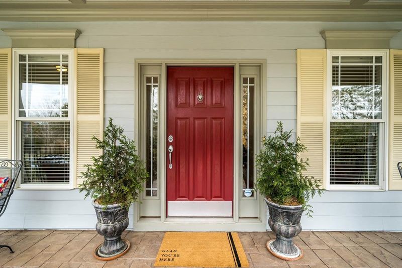 12002 Wicker Dr, Chapel Hill, NC 27517