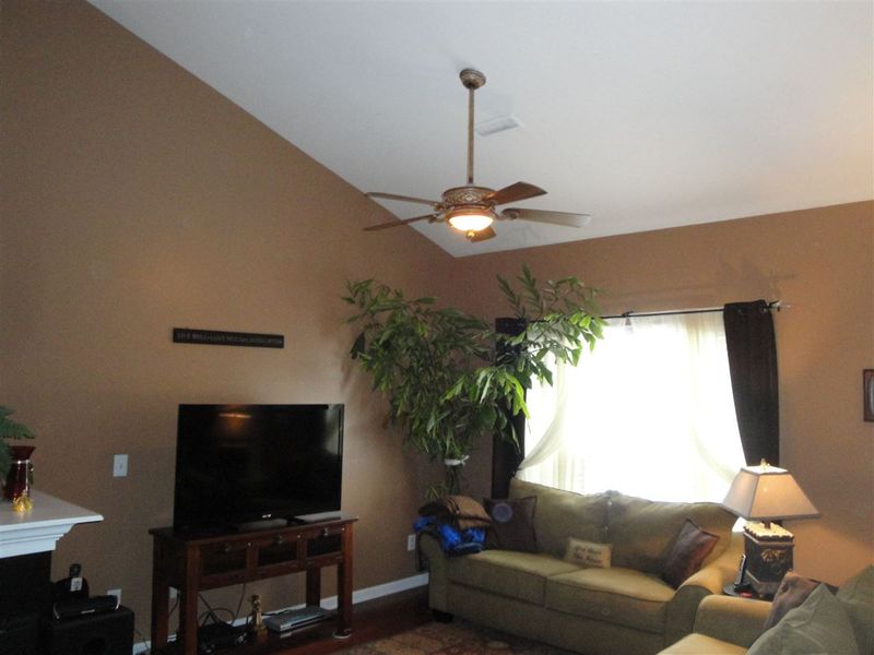 12006 Fox Valley St, Raleigh, NC 27614