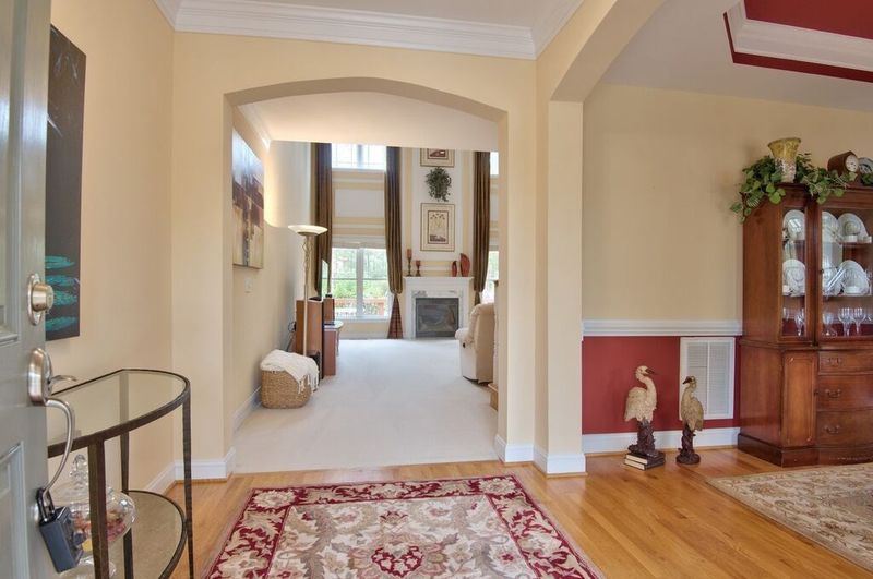 12006 Wicker Dr, Chapel Hill, NC 27517