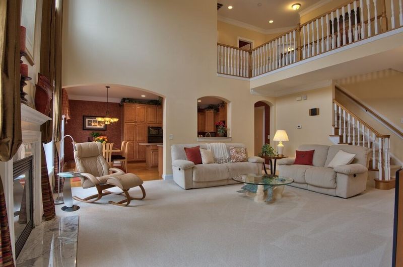 12006 Wicker Dr, Chapel Hill, NC 27517
