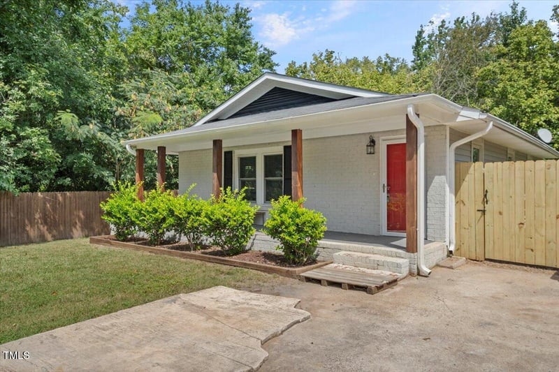 1201 Bacon St, Durham, NC 27703