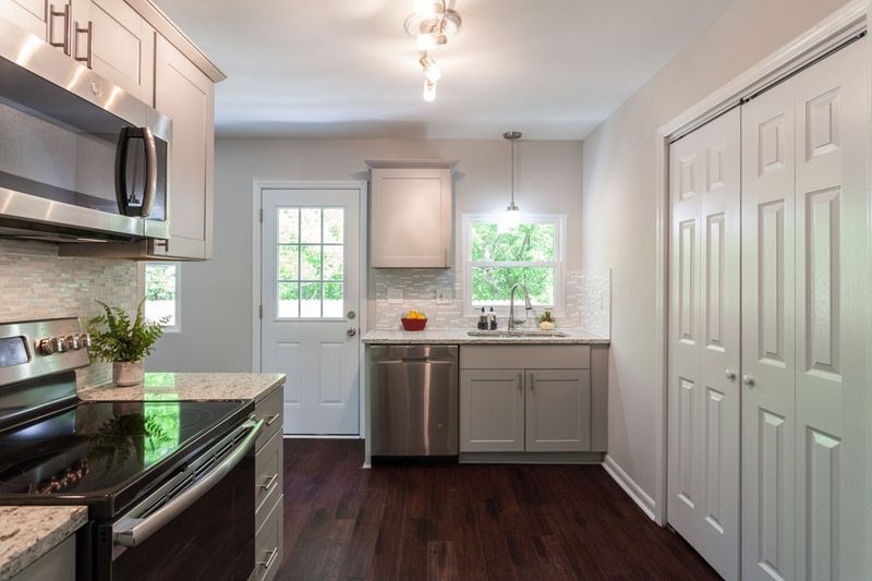 1201 Bacon St, Durham, NC 27707