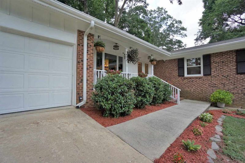 1201 Balmoral Dr, Cary, NC 27511
