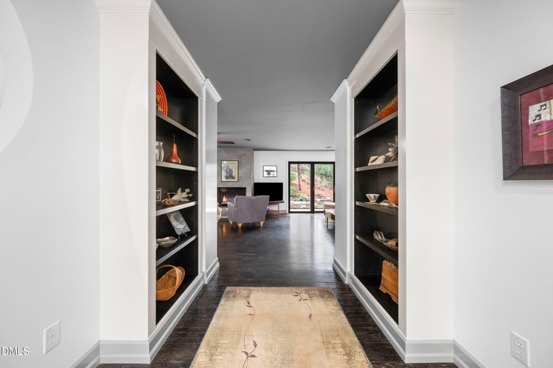 1201 Bancroft St, Raleigh, NC 27612